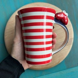 Cracker Barrel Red and White Striped Starfish Coffee Mug. 10 oz.